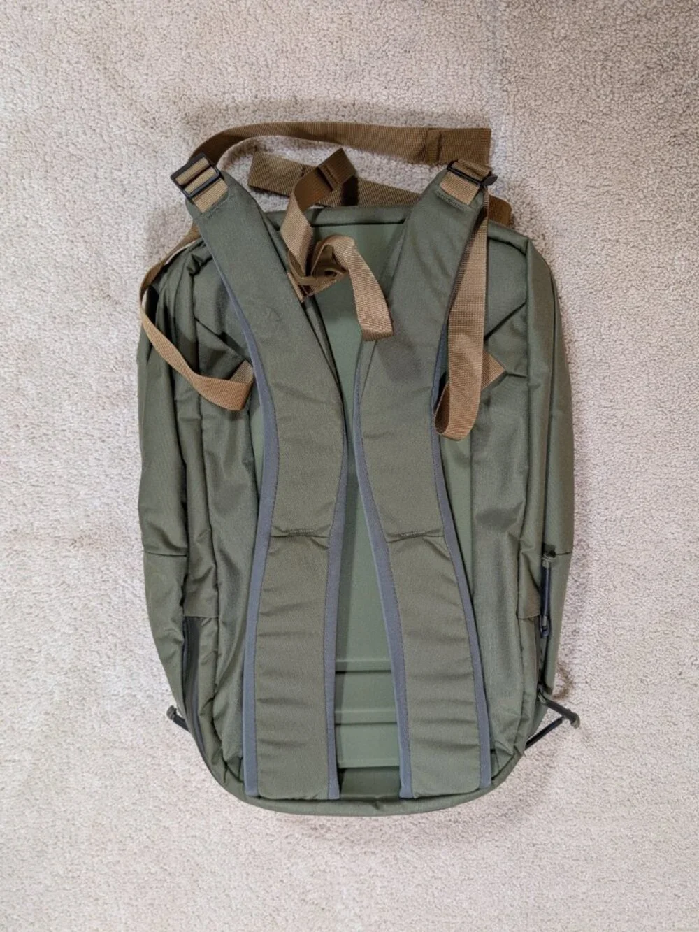 New NWT Mystery Ranch Rip Ruck 24L Backpack Green ponderosa EDC Tactical Daypack